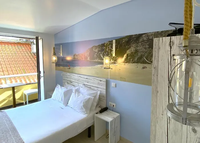 בית הארחה By The