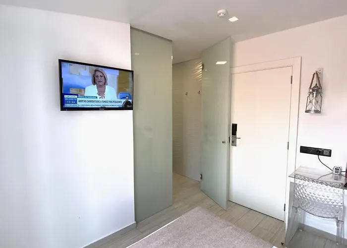 By The בית הארחה