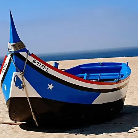 By The Vendégház Nazaré
